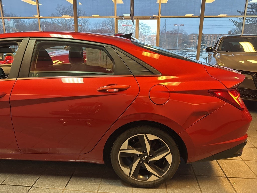 2021 Hyundai Elantra Limited