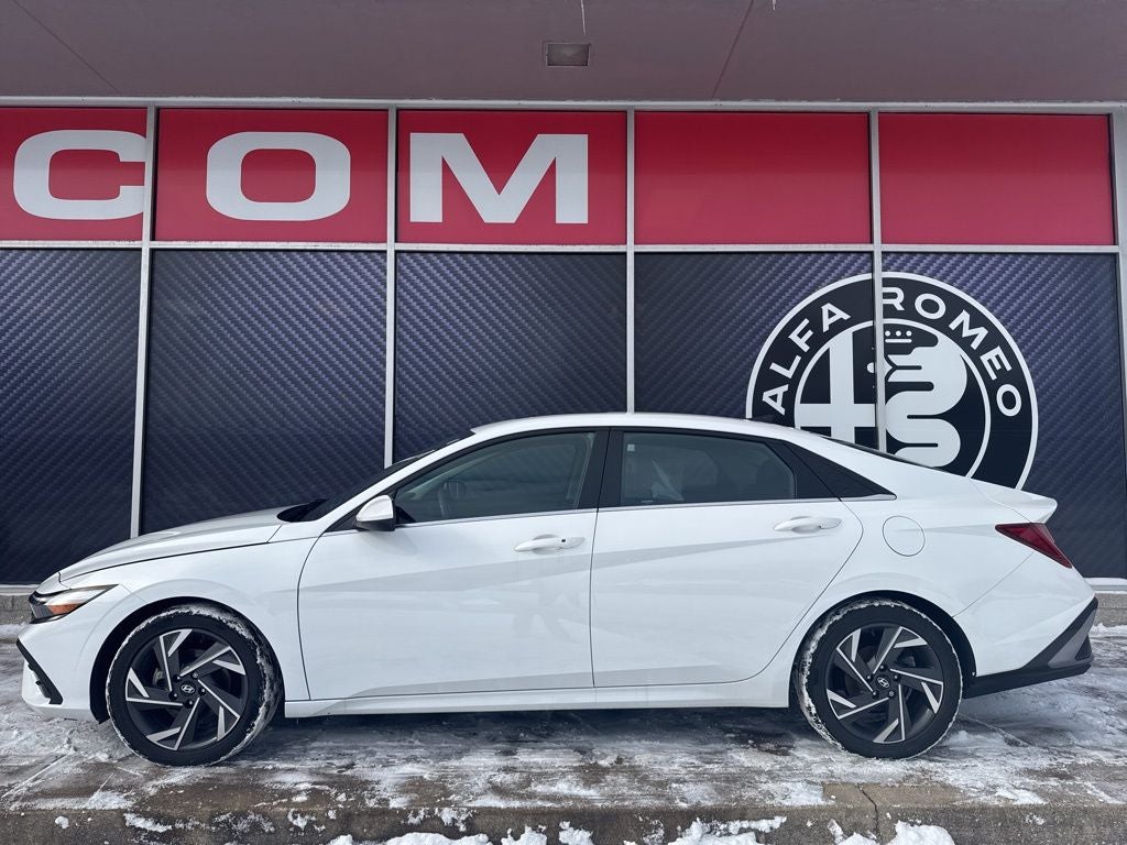 2024 Hyundai Elantra SEL