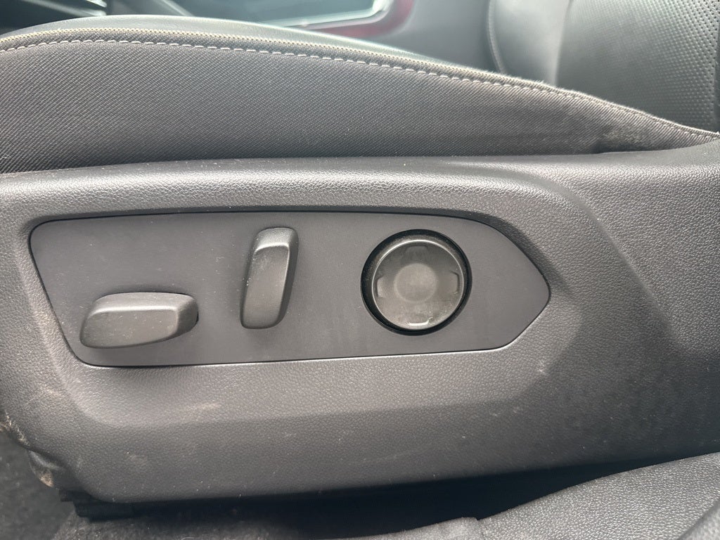 2021 Buick Envision Essence AWD