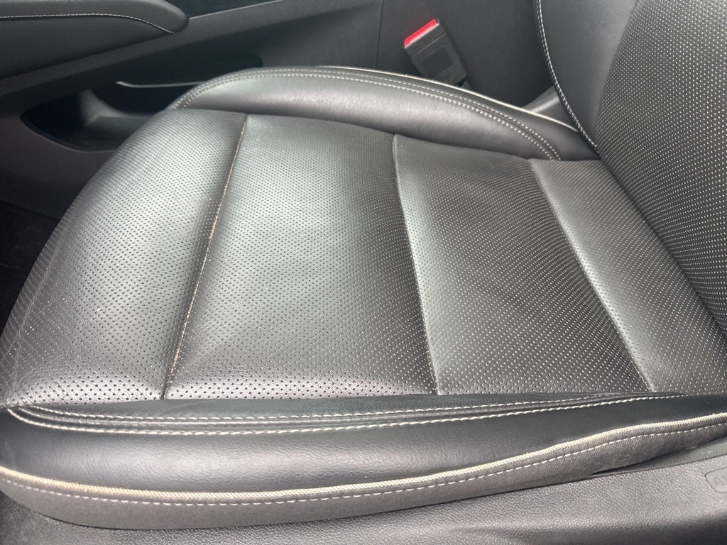 2021 Buick Envision Essence AWD