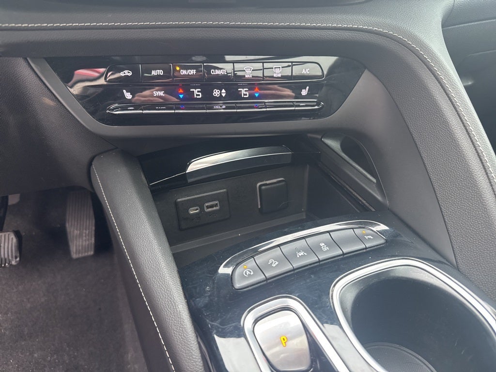 2021 Buick Envision Essence AWD