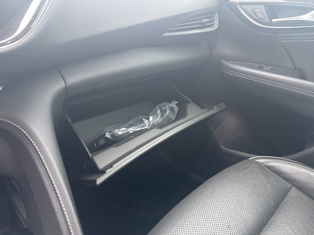 2021 Buick Envision Essence AWD