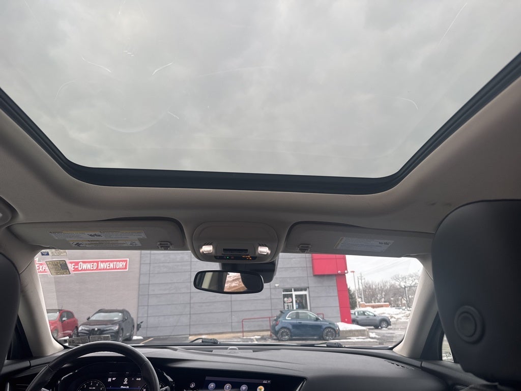 2021 Buick Envision Essence AWD