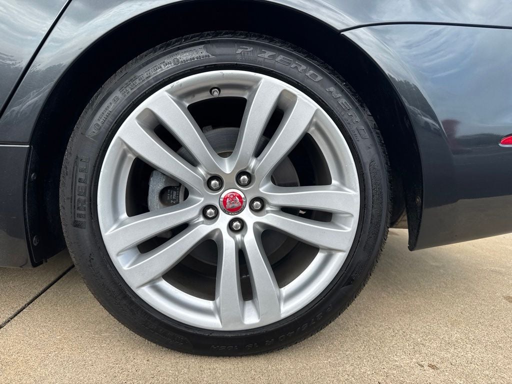 2017 Jaguar XJ XJL Portfolio