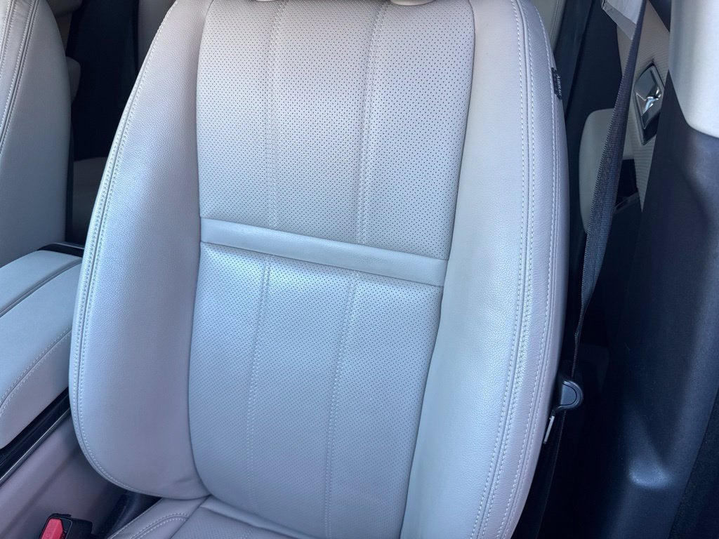 2023 Land Rover Range Rover Velar R-Dynamic S