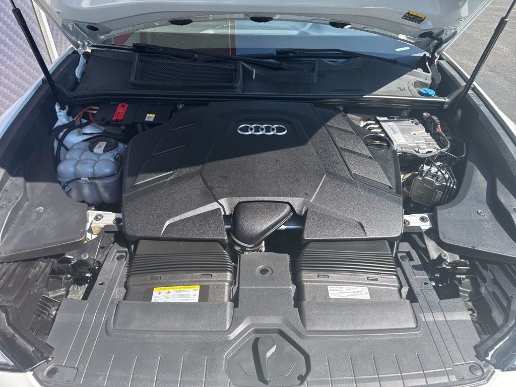 2023 Audi Q8 55 Premium quattro