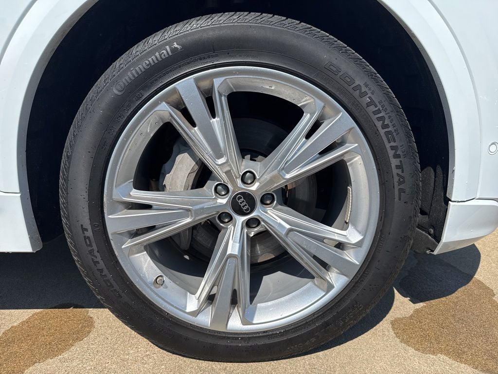 2023 Audi Q8 55 Premium quattro