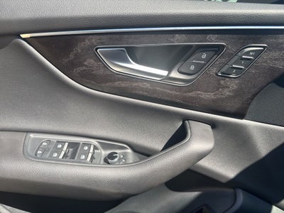 2023 Audi Q8 55 Premium quattro