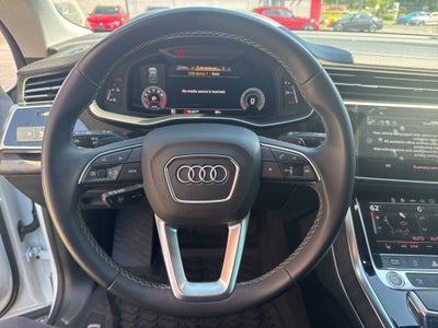 2023 Audi Q8 55 Premium quattro