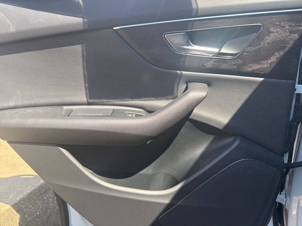 2023 Audi Q8 55 Premium quattro