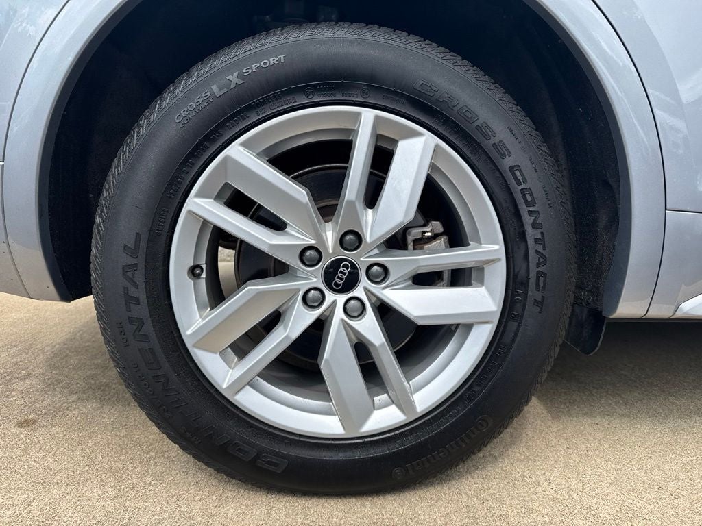 2023 Audi Q5 45 S line Premium quattro