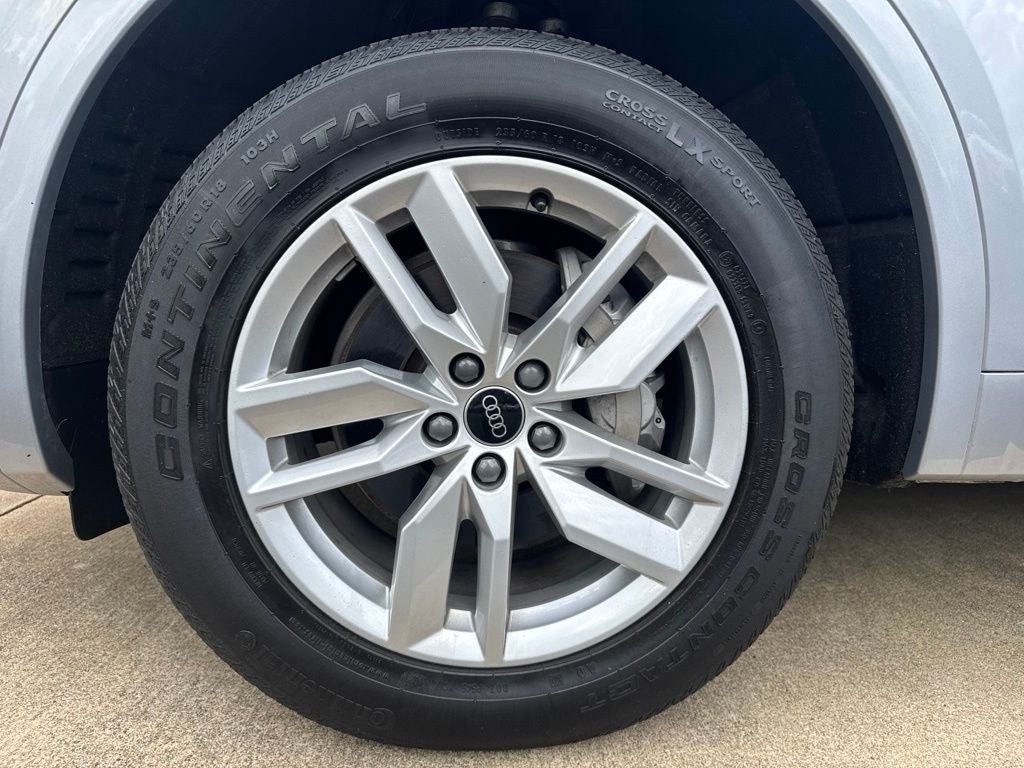 2023 Audi Q5 45 S line Premium quattro