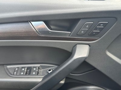 2023 Audi Q5 45 S line Premium quattro