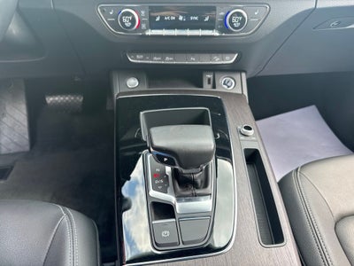 2023 Audi Q5 45 S line Premium quattro