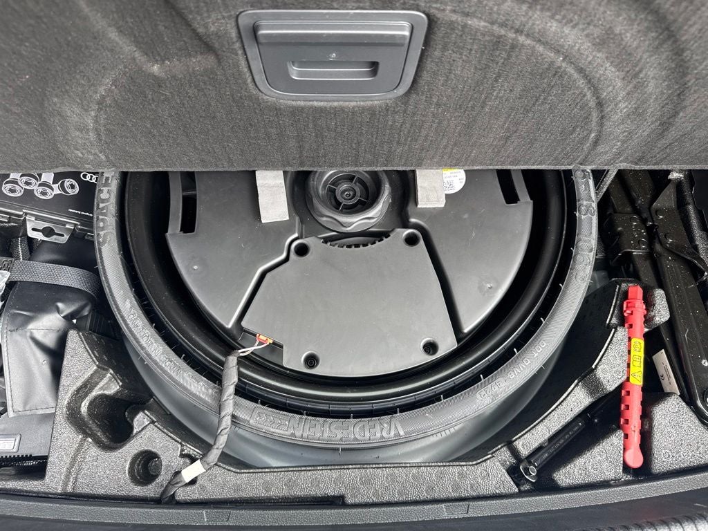 2023 Audi Q5 45 S line Premium quattro
