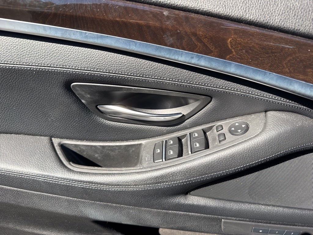 2013 BMW 5 Series 528i xDrive