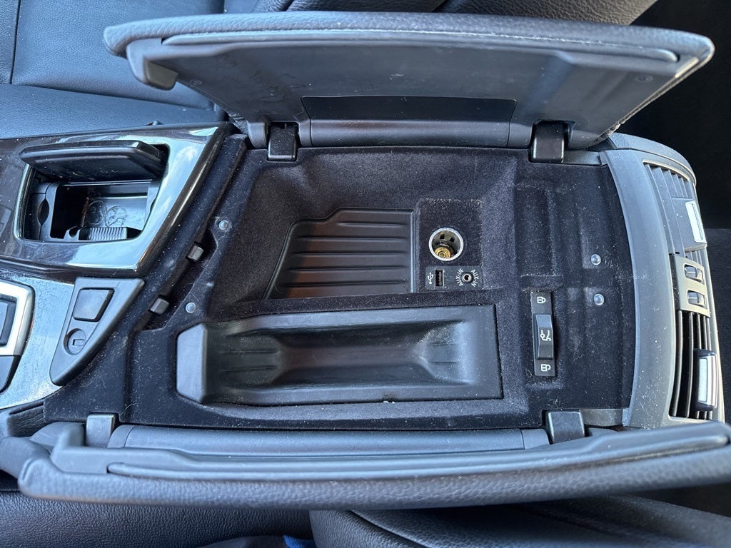 2013 BMW 5 Series 528i xDrive