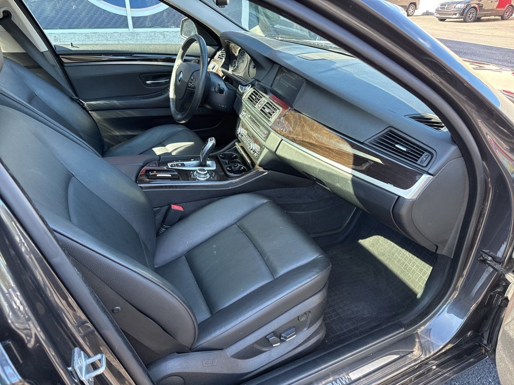 2013 BMW 5 Series 528i xDrive