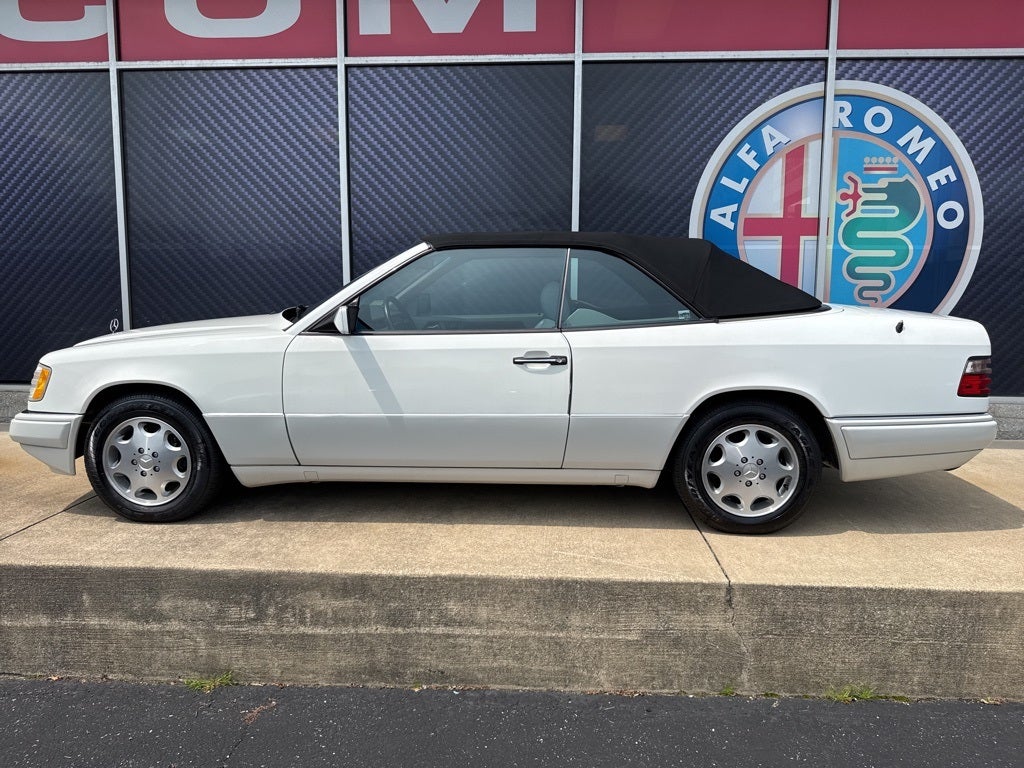 1995 Mercedes-Benz E-Class E 320 Base