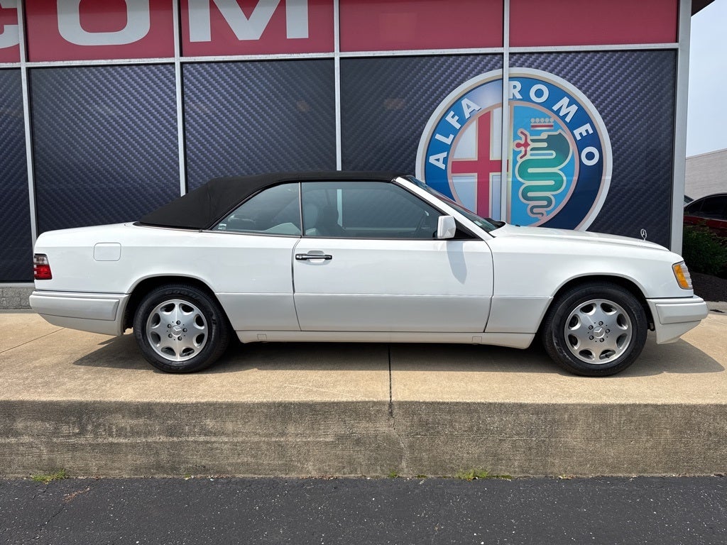 1995 Mercedes-Benz E-Class E 320 Base