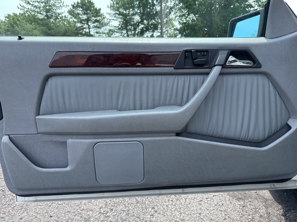 1995 Mercedes-Benz E-Class E 320 Base