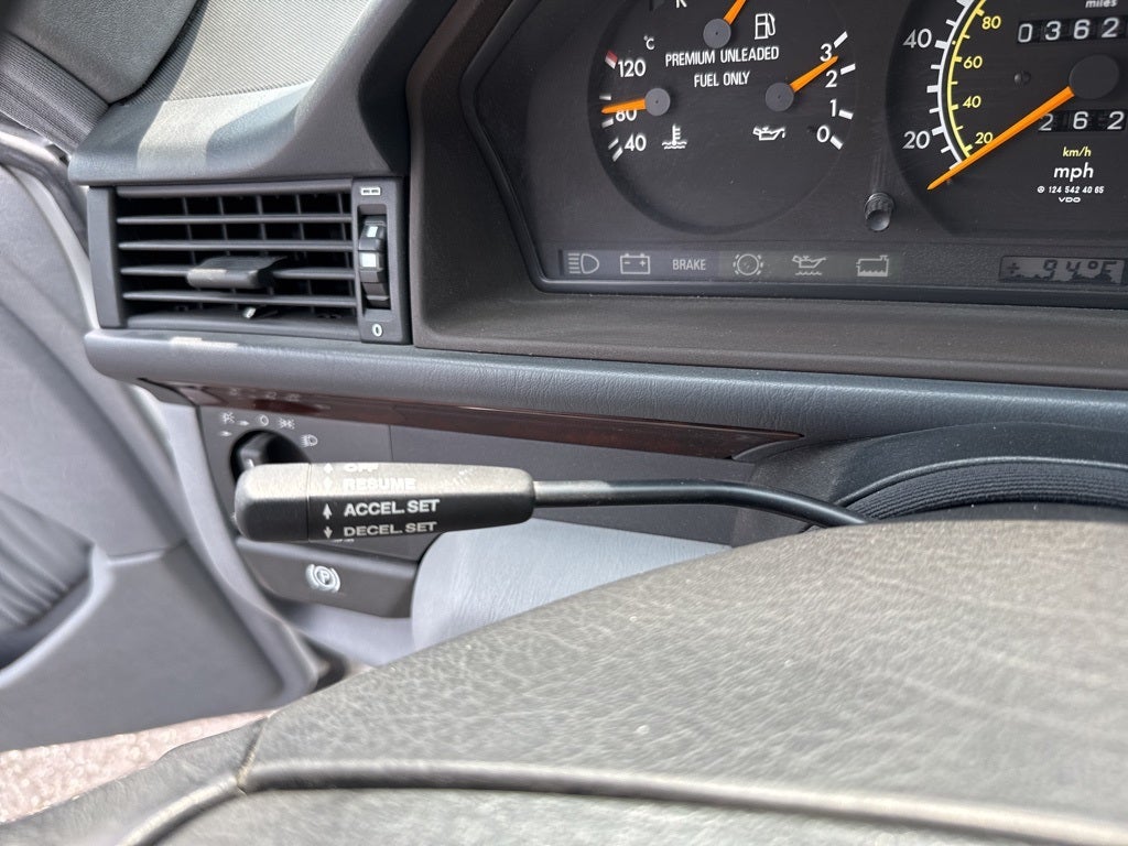 1995 Mercedes-Benz E-Class E 320 Base