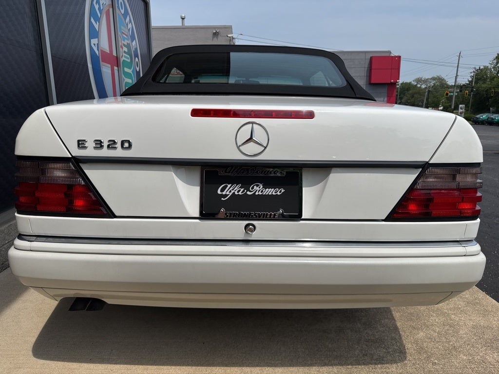 1995 Mercedes-Benz E-Class E 320 Base