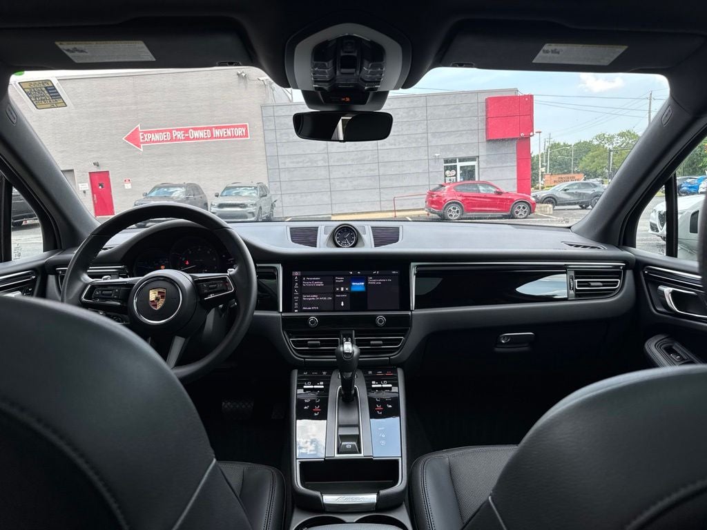 2024 Porsche Macan T