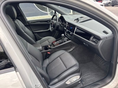 2024 Porsche Macan T