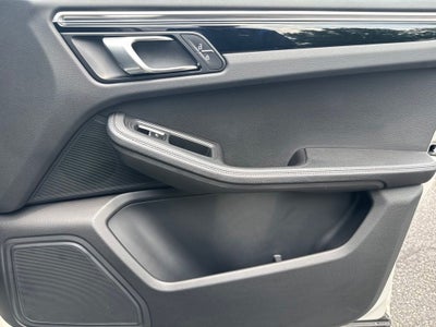 2024 Porsche Macan T