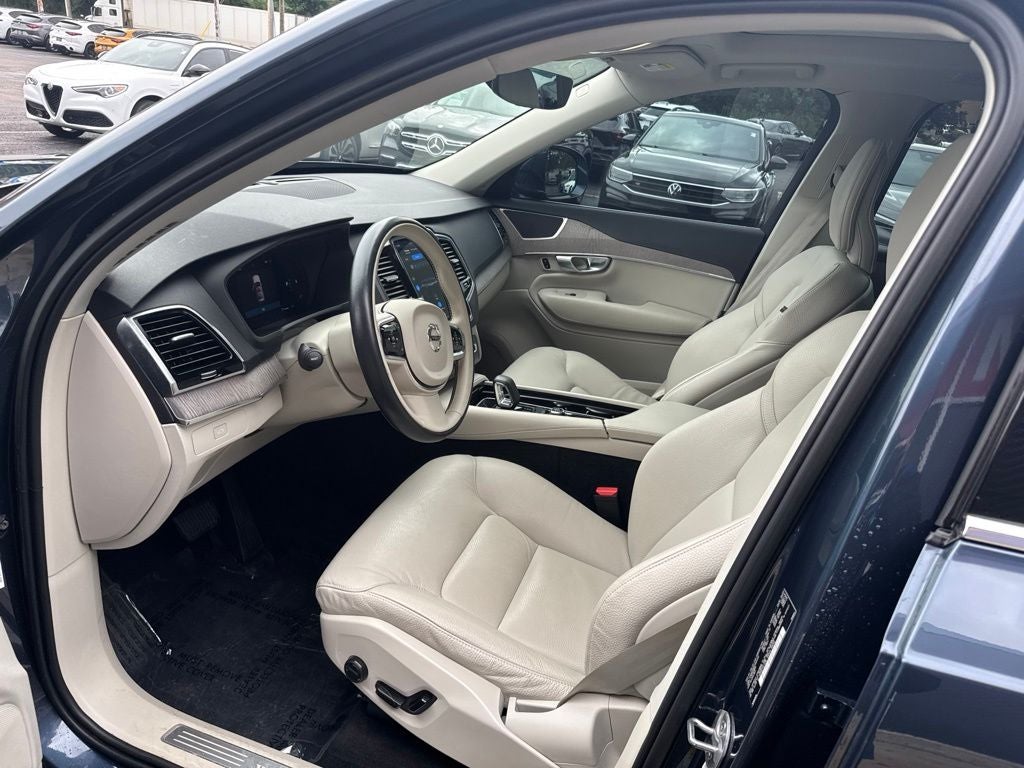 2023 Volvo XC90 B6 Plus 7-Seater