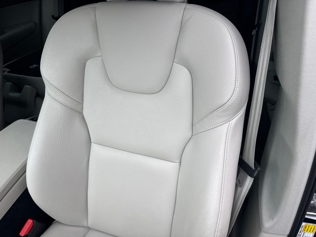 2023 Volvo XC90 B6 Plus 7-Seater