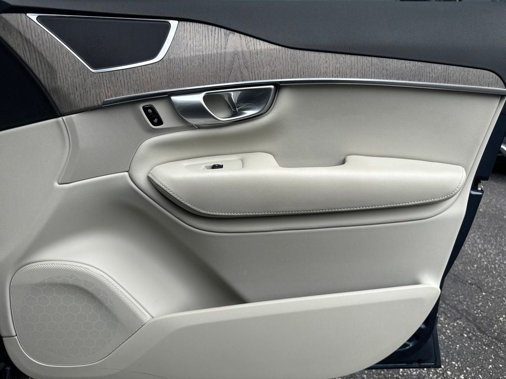 2023 Volvo XC90 B6 Plus 7-Seater
