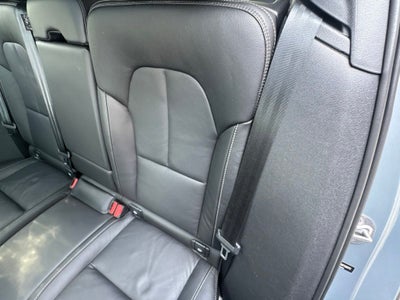 2023 Volvo XC40 B5 Plus Bright Theme
