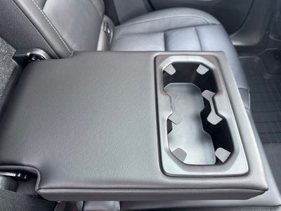 2023 Volvo XC40 B5 Plus Bright Theme