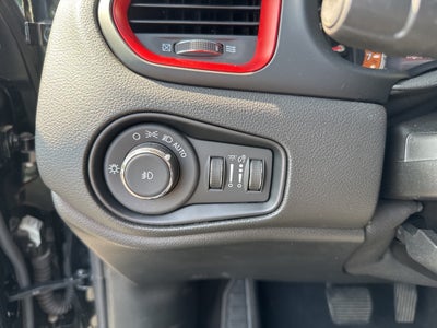 2023 Jeep Renegade Trailhawk