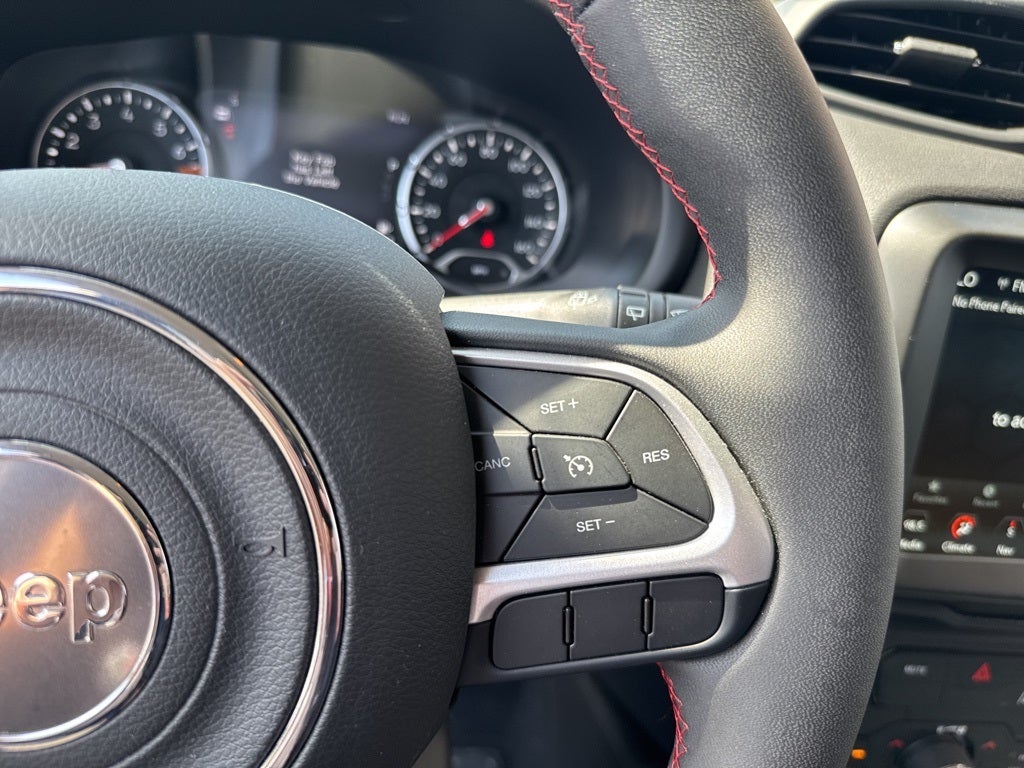 2023 Jeep Renegade Trailhawk