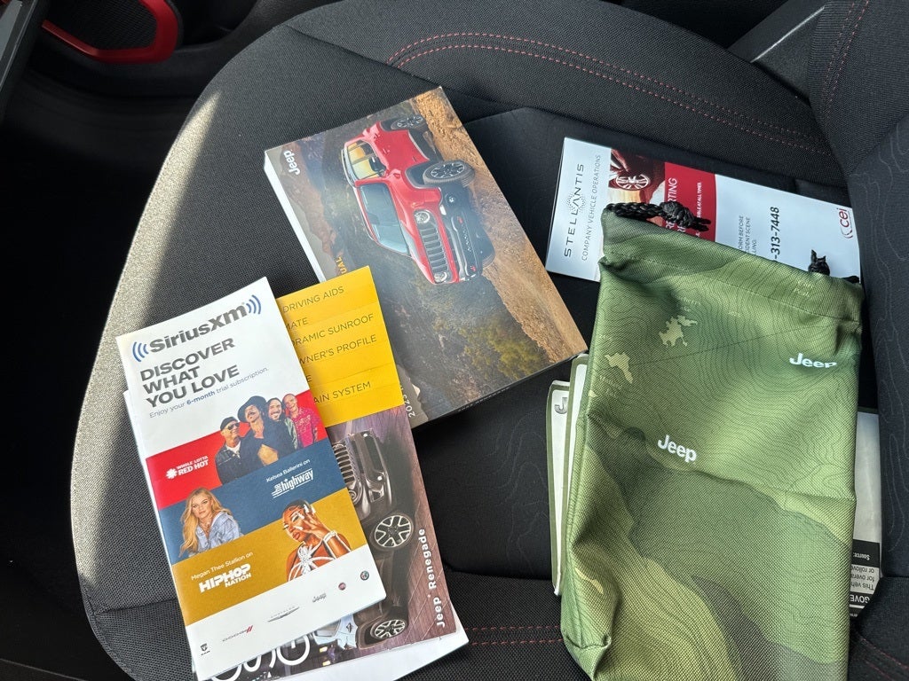 2023 Jeep Renegade Trailhawk