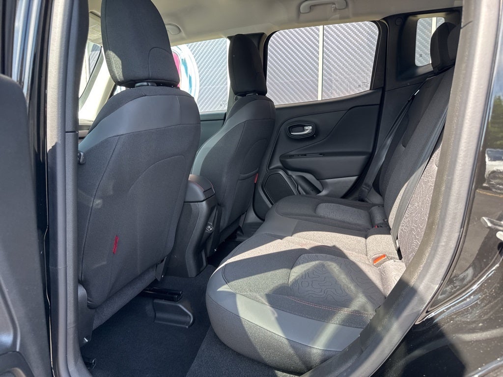 2023 Jeep Renegade Trailhawk