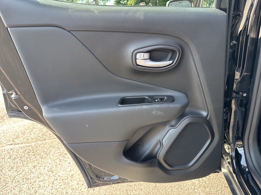 2023 Jeep Renegade Trailhawk