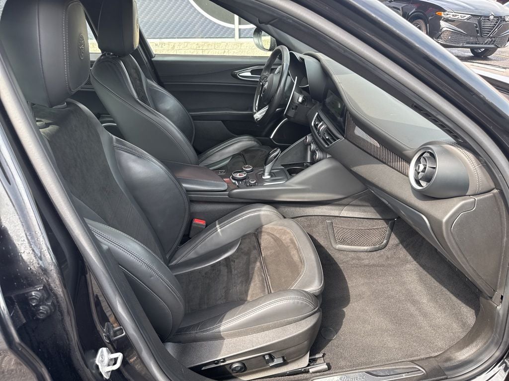 2018 Alfa Romeo Giulia Quadrifoglio