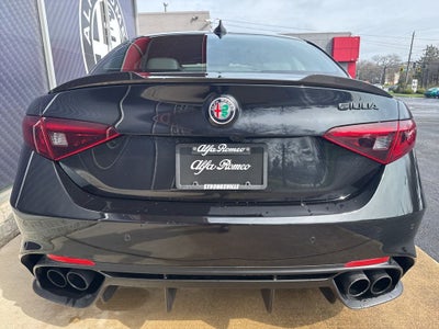 2018 Alfa Romeo Giulia Quadrifoglio