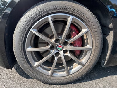 2018 Alfa Romeo Giulia Base