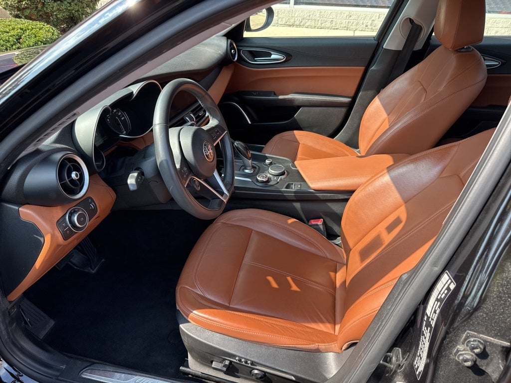 2018 Alfa Romeo Giulia Base