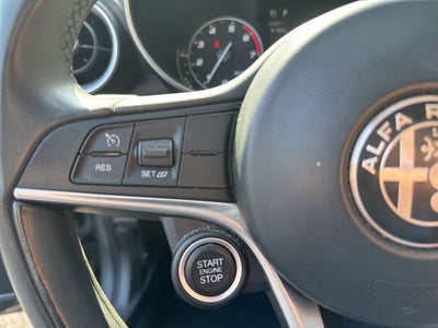 2018 Alfa Romeo Giulia Base