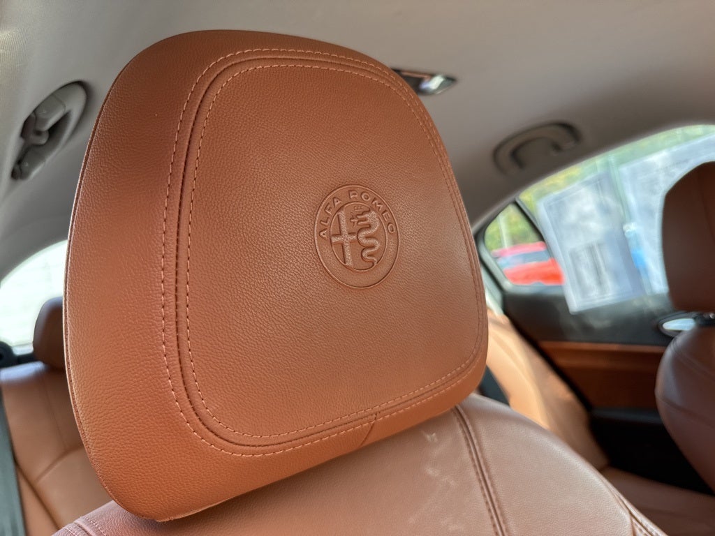 2018 Alfa Romeo Giulia Base