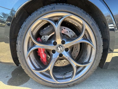 2024 Alfa Romeo Giulia Quadrifoglio