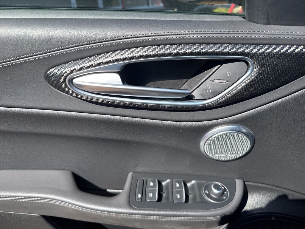 2024 Alfa Romeo Giulia Quadrifoglio