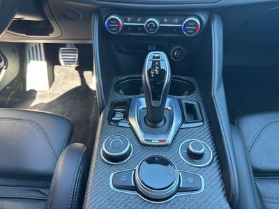2024 Alfa Romeo Giulia Quadrifoglio