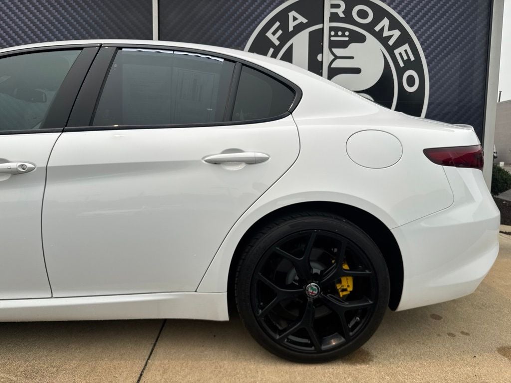 2019 Alfa Romeo Giulia Sport